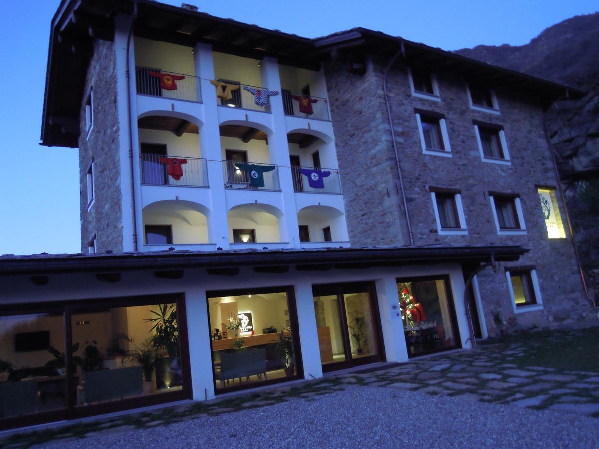 Il Falco E La Volpe Settimo Vittone Bagian luar foto