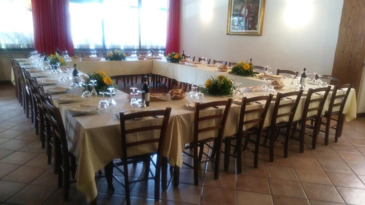 Il Falco E La Volpe Settimo Vittone Bagian luar foto